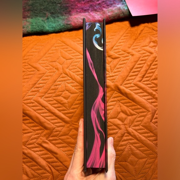 Waterstones A Tempest of Tea - Picture 3 of 4